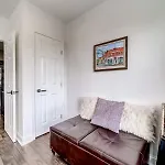 Thewrightstays Art Haven At Fairlawn Gardens