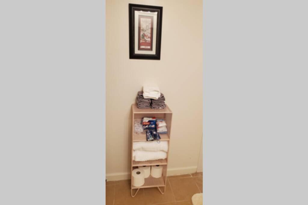 Lovely 2br Unit