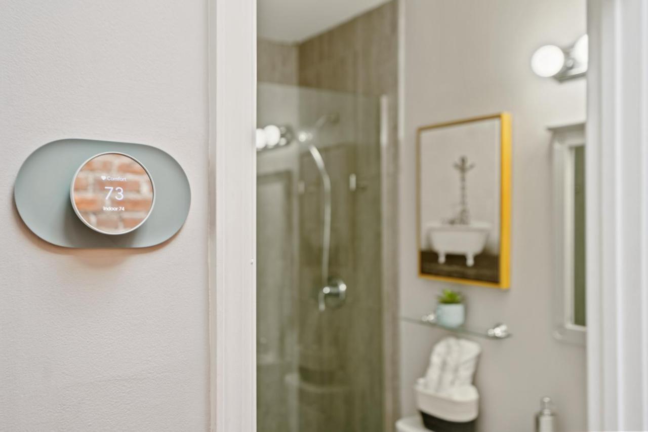Apartment Navy Yard Gem: Stylish Near Nationals Stadium *