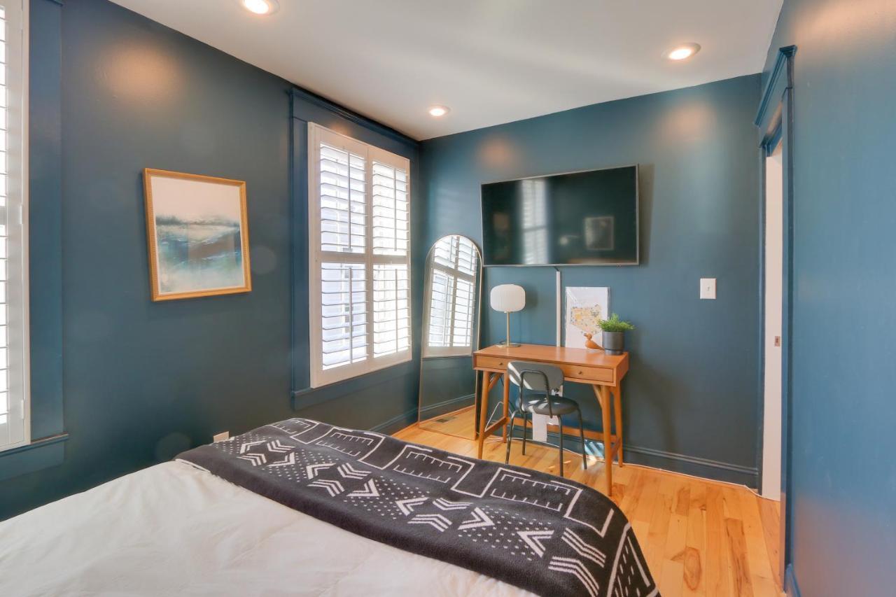 Stunning Dc Townhome With Private Outdoor Space! Holiday home Washington