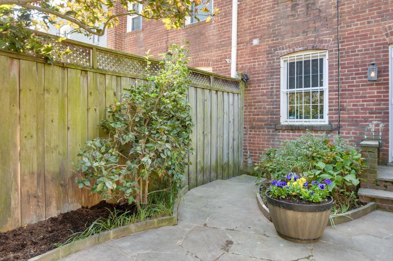Convenient Washington, Dc, Studio Near Metro Stop! Apartment
