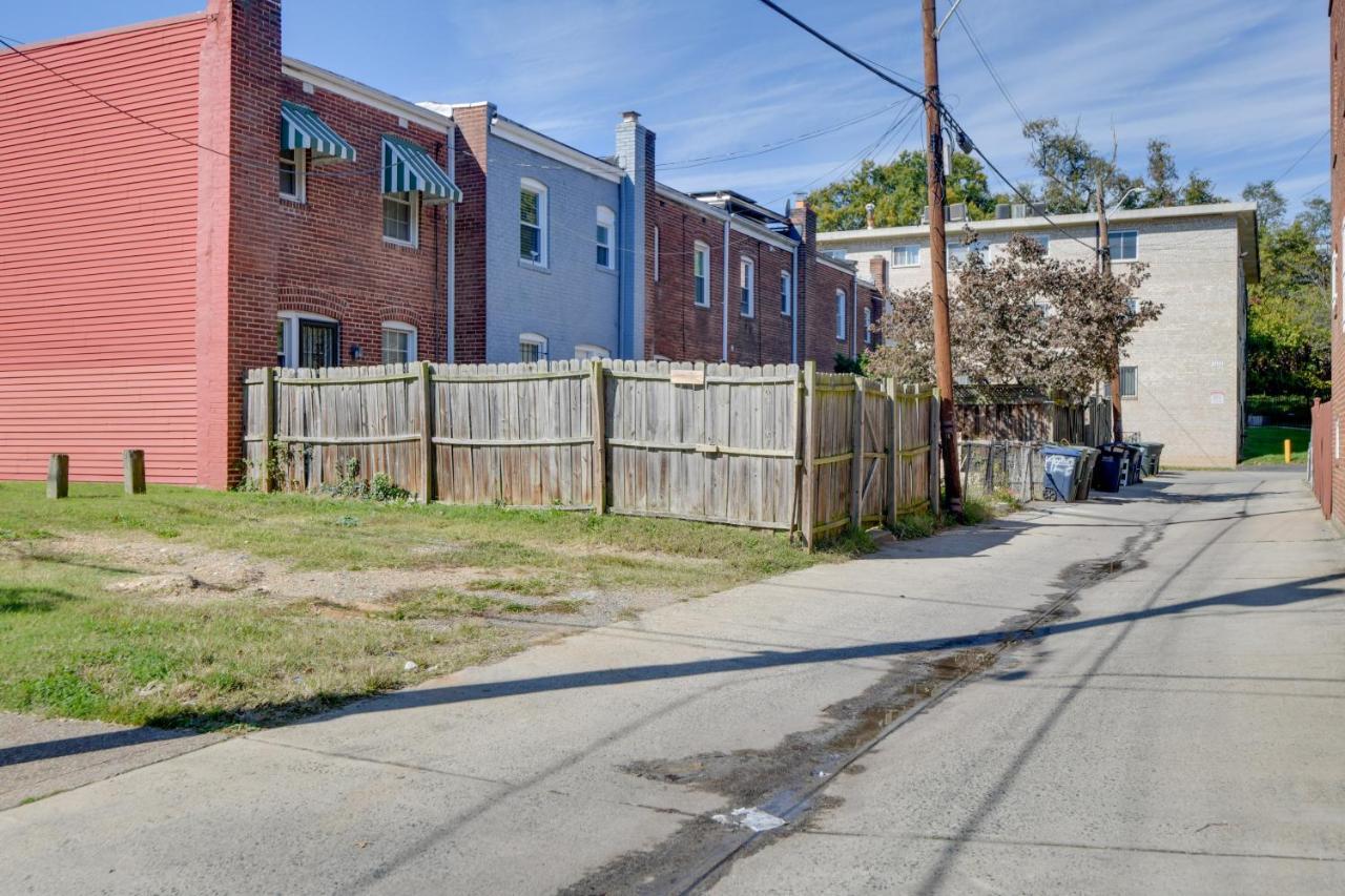 Convenient Washington, Dc, Studio Near Metro Stop!