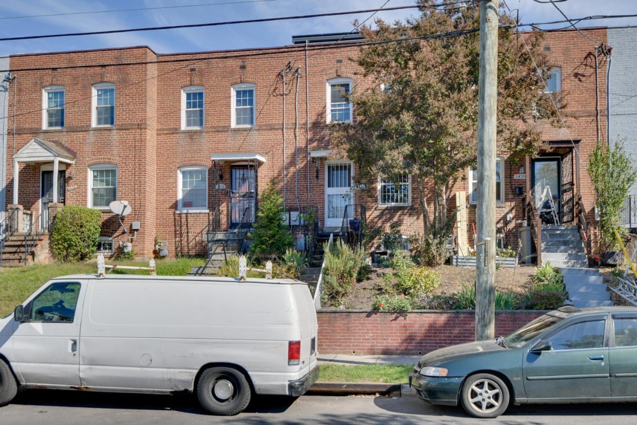 Convenient Washington, Dc, Studio Near Metro Stop! *