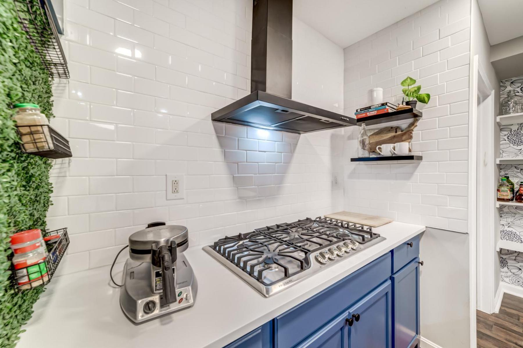 Thewrightstays Art Haven At Fairlawn Gardens *