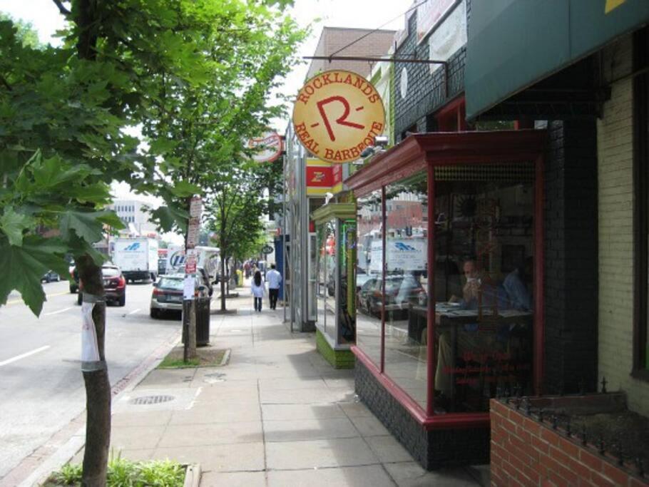Glover Park/georgetown Oasis With Parking *