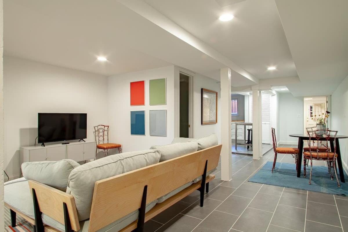 Spacious 1br Nw Garden Walker's Dream Apartment Washington