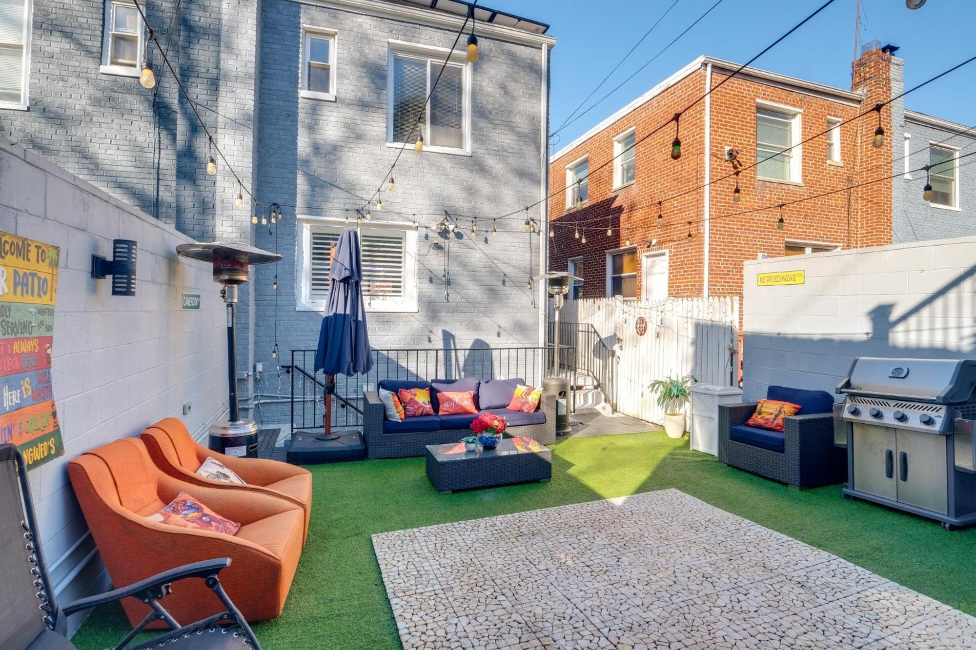 Washington, Dc, With Rooftop Game Room, Hot Tub Holiday home *