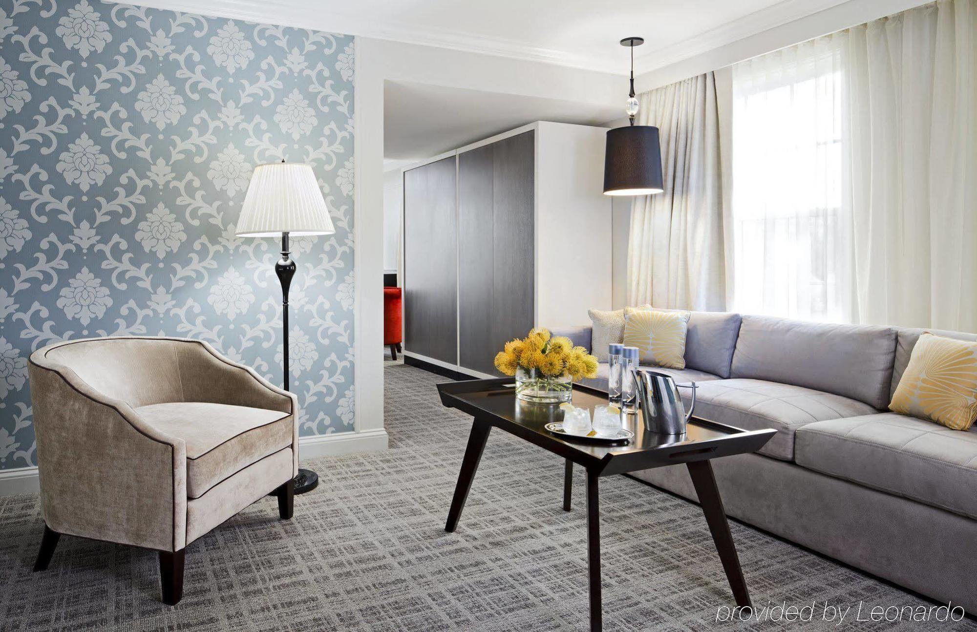 Monticello Hotel 3*