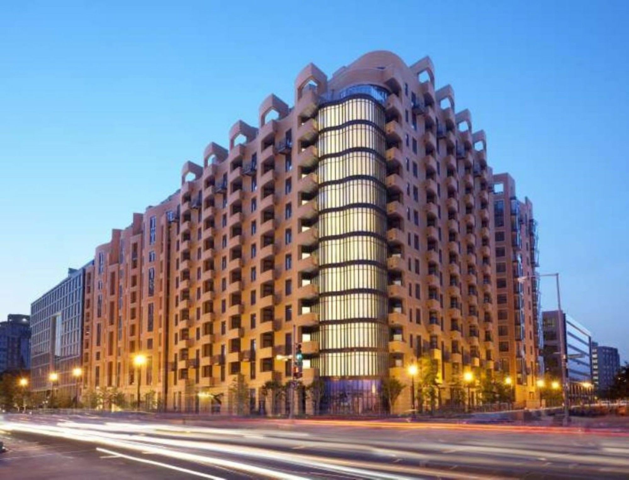 Global Luxury At The Convention Center * Washington