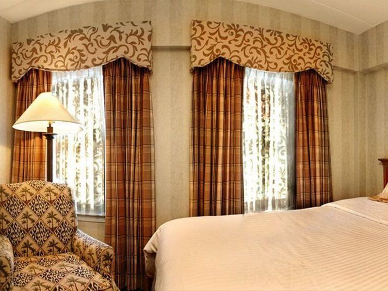 The Latham Georgetown Hotel