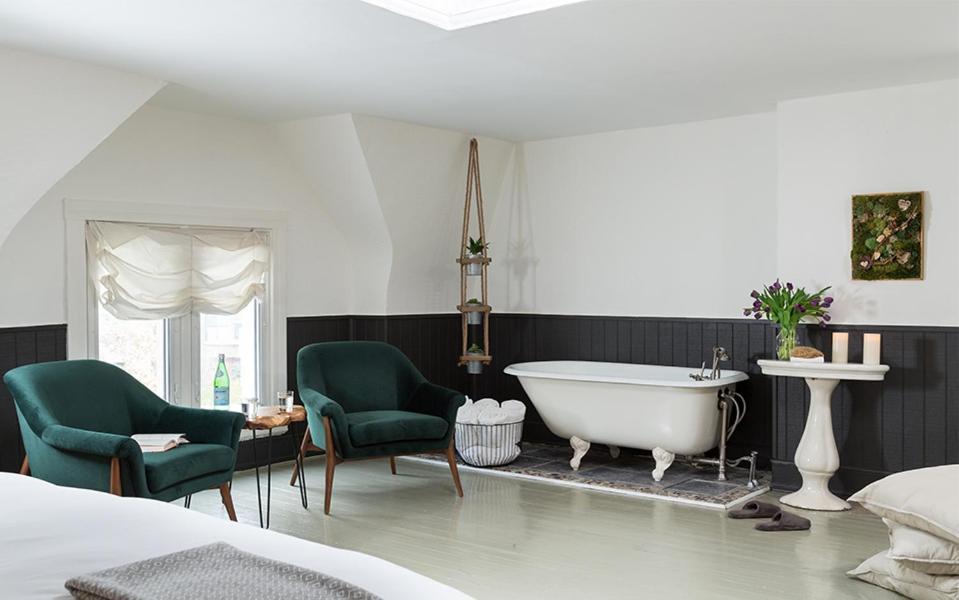 Akwaaba Dc Bed & Breakfast Washington