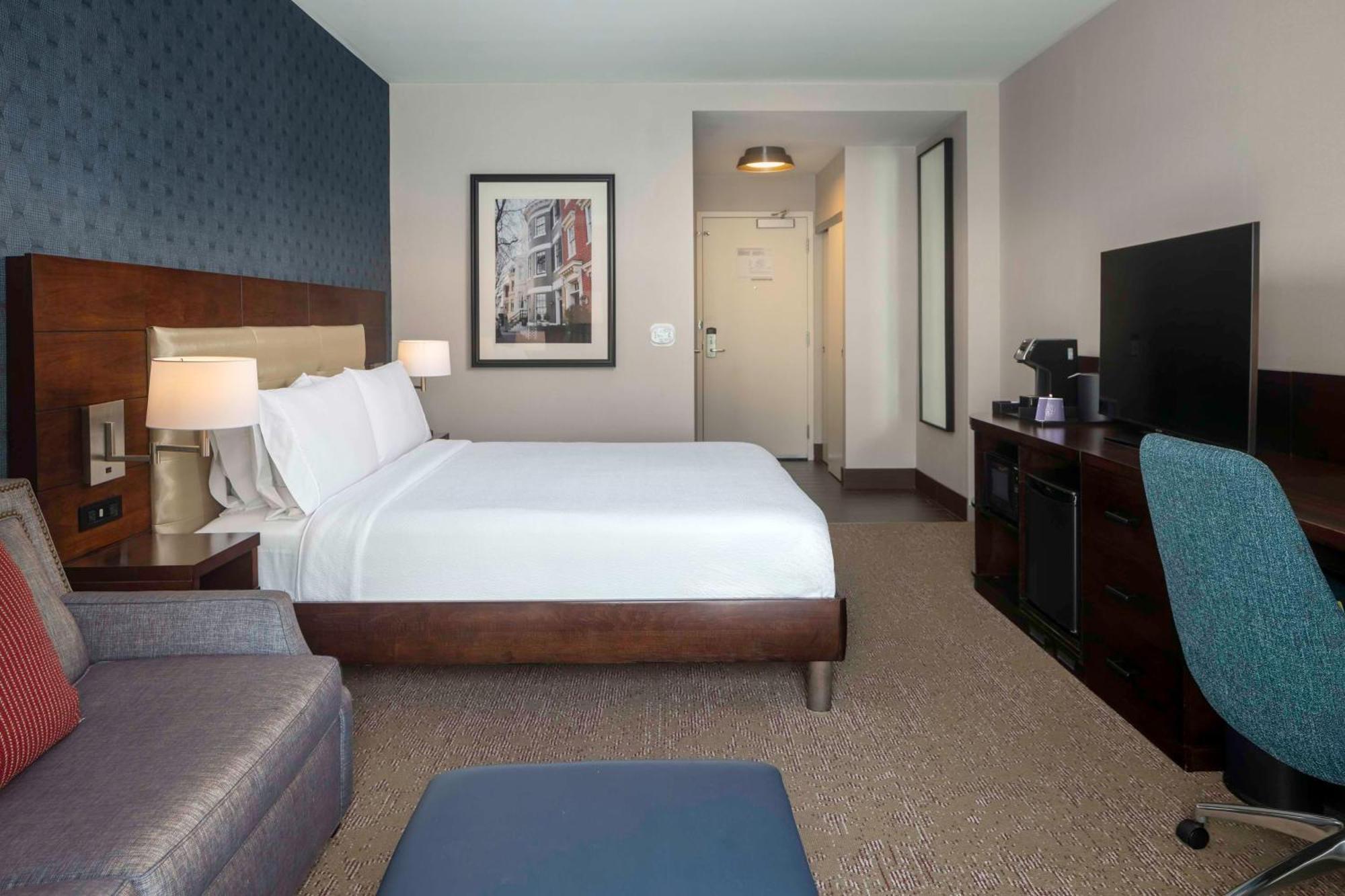 Hilton Garden Dc/georgetown Area Hotel Washington
