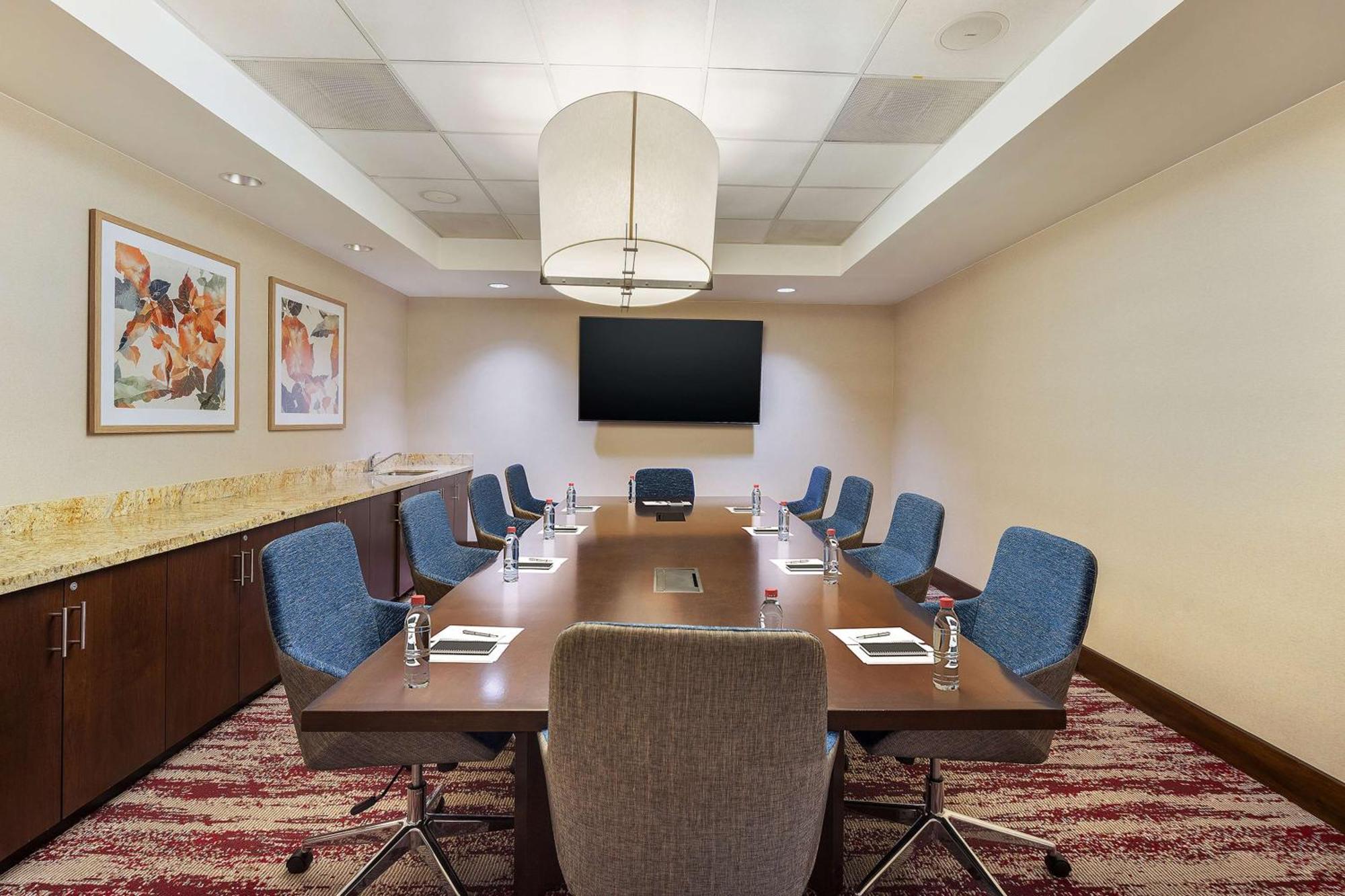 Hilton Garden Dc/georgetown Area Hotel