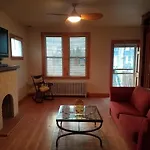 4Br 2 Full Bath Sleeps 10 Large Yard 2 Cars