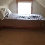 4Br 2 Full Bath Sleeps 10 Large Yard 2 Cars