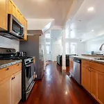 Spacious, Relaxing, 4 Bd 3.5 Ba Home In Petworth!