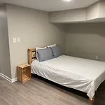 The Gray House By Gallaudet 4 Bedroom 3 Ba