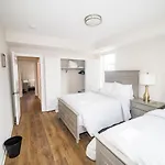 The Josi:Elegant Space And View