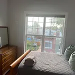Sun-Filled Capitol Hill Home W/ Parking & Roofdeck