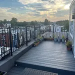 Sun-Filled Capitol Hill Home W/ Parking & Roofdeck
