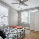 Modern Updated Condo Near Downtown