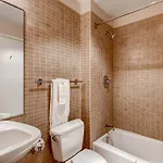 Luxury Apartments Near Georgetown And Foggy Bottom
