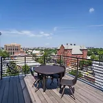 H Street 2Br W Wd Nr Bus Stops Restaurants Wdc-761