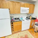 Gorgeous Refurbished 1Bdrm And 1Den Home