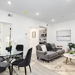 Amazing Capital Hill Apt , Step Away Gym, Shopping
