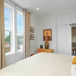 Luxury Penthouse , Private Roofdeck & Amazing View