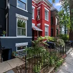 Cute And Charming 1Br In Fantastic Location Townhouse