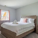 A Homestay In One Of Dc\'S Best Neighborhoods 4-Bedroom Petworth Townhome