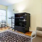 Heart Of Capitol Hill Row House Luxury & Location