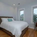 Modern 4Br Columbia Heights Gem Walk 2 Metro & Shops