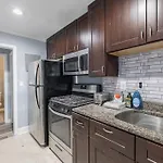 Updated 2-Bedroom Apartment In Dc