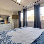 Washington, Dc, Home With Rooftop Game Room, Hot Tub