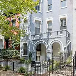 Chic 1-Br Loft Nestled Between Dupont & Logan