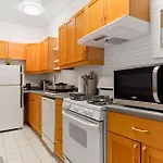 Chic 1-Br Loft Nestled Between Dupont & Logan