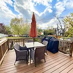 Suites At V Street