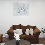 Unit 1 - Two Bedroom Condo With Wifi In Awesome Washington - Visit Bitly Link Slash Nelsonpl1