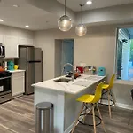 Spacious 5Br 15 Mins From Downtown -Free Parking!