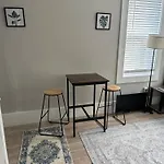 Cozy Studio Apartment In Dc