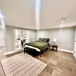 Cozy New Basement Apt In Dc Near Metro