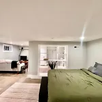 Cozy New Basement Apt In Dc Near Metro