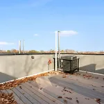 Townhouse At Capitol Hill 2 With Roof Top