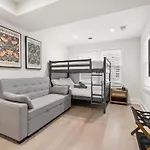 Modern Dc Home - 3 Bedroom With Parking