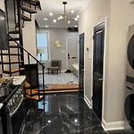 New Stylish Townhouse In Dc