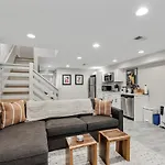 Classy Central Dc Bloomingdale 1-Br Getaway