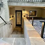 No More Looking-Parking