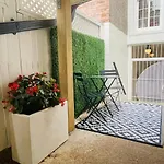 Delightful Apt In The Heart Of Dupont